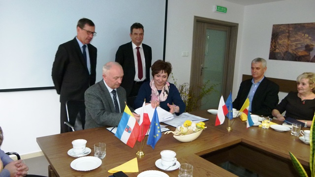 artykul1r-26mar15%20%2824%29