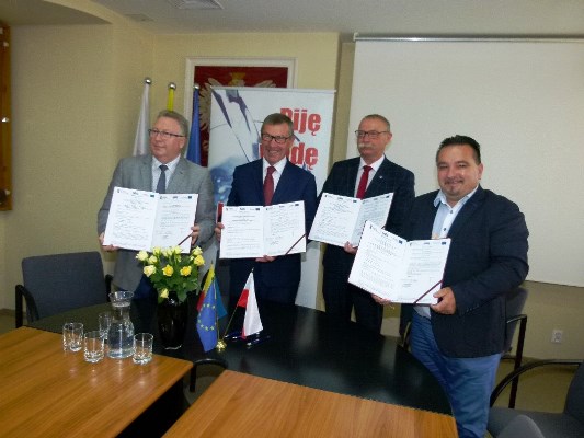 Umowa-Machacice-24lip19%20%2811%29