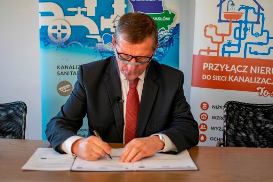 ostatnia%20umowa%20IV%20projekt-04