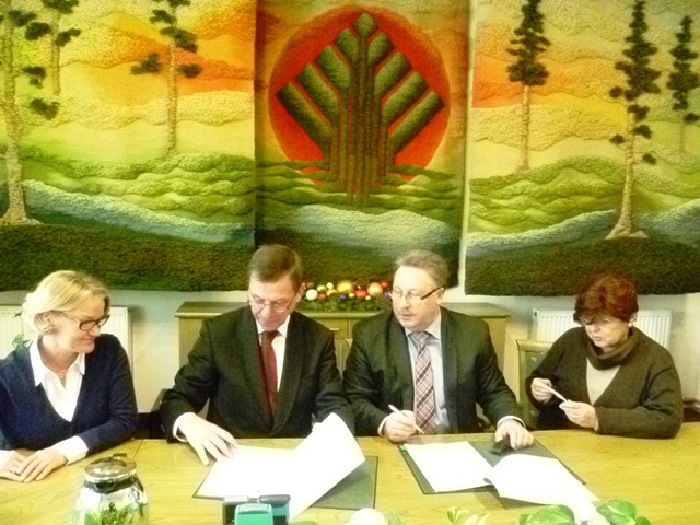 Umowa-NFOS-30gru13%20%286%29