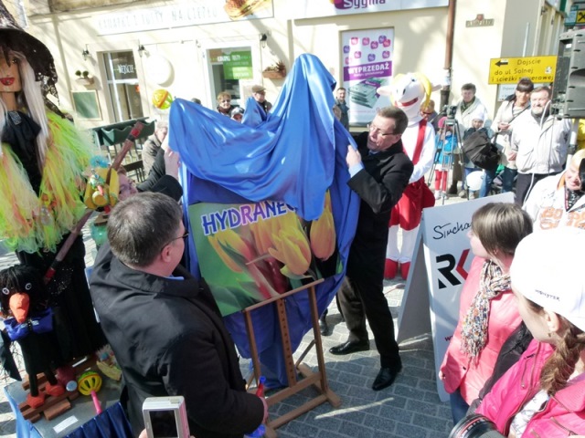 Artykul-odsloniecie-21mar14%20%2851%29